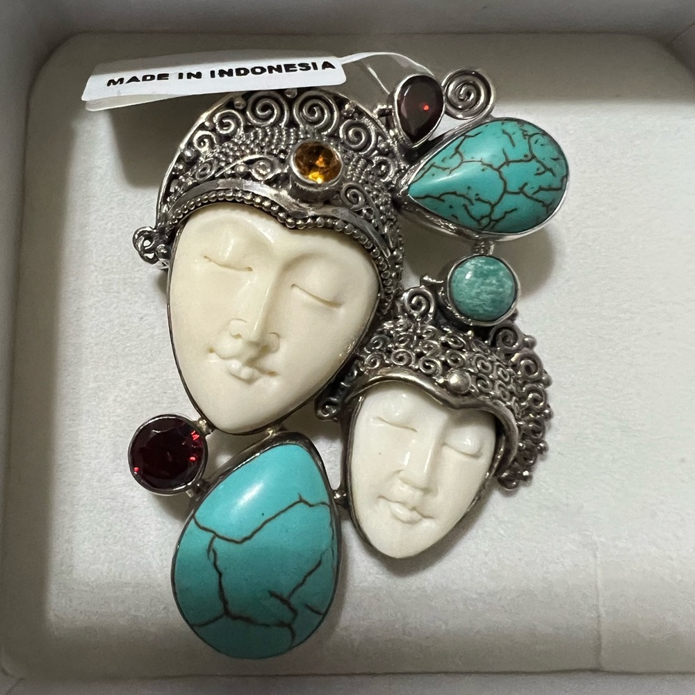 Rare Stirling Silver Turquoise and stone heavy beautiful pendant
